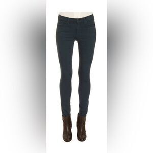 Rag & Bone legging in PFD Green.  Like new condition! Size 28